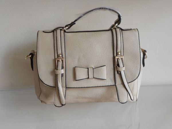 Bolsa bege